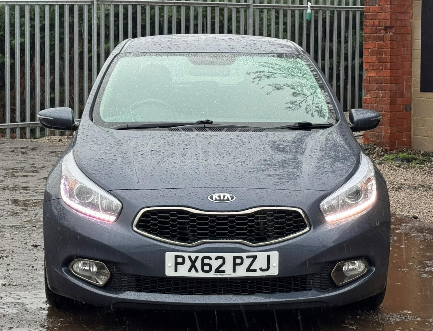 Used Kia Ceed 2012 for sale - 77468125: Photo 2