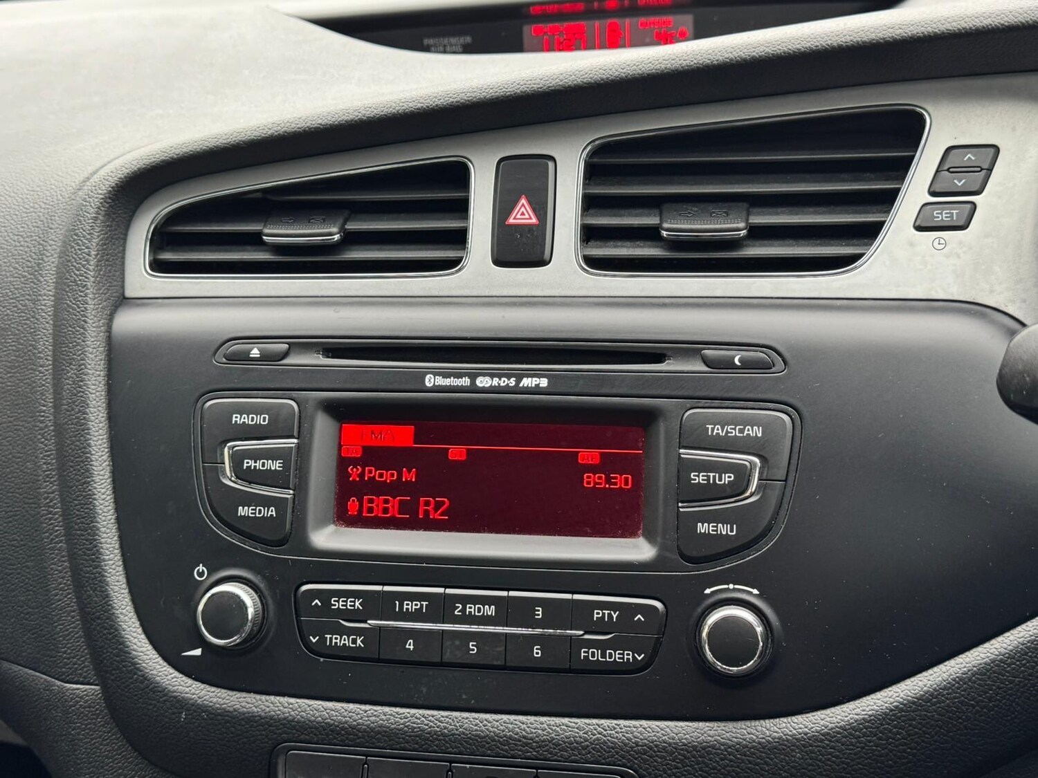 Used Kia Ceed 2012 for sale - 77468125: Photo 23