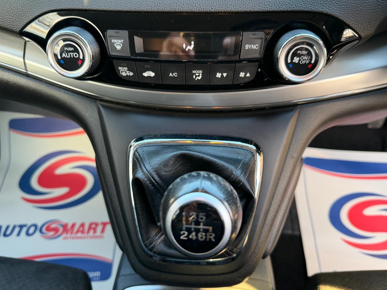 Used Honda CR-V 2016 for sale - 77015615: Photo 25