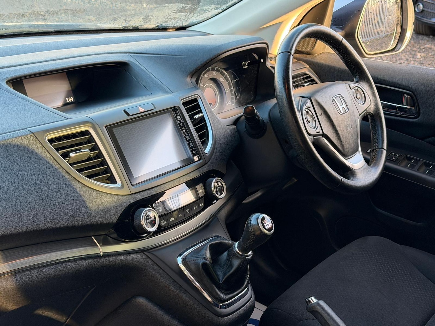 Used Honda CR-V 2016 for sale - 77015615: Photo 9