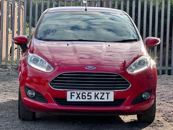 Used Ford Fiesta 2015 for sale - 76121406: Photo