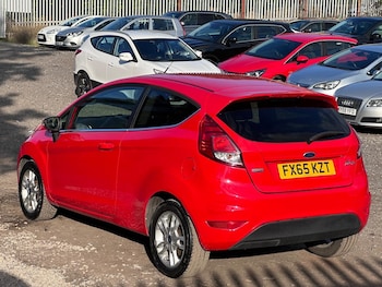 Used Ford Fiesta 2015 for sale - 76121406: Photo