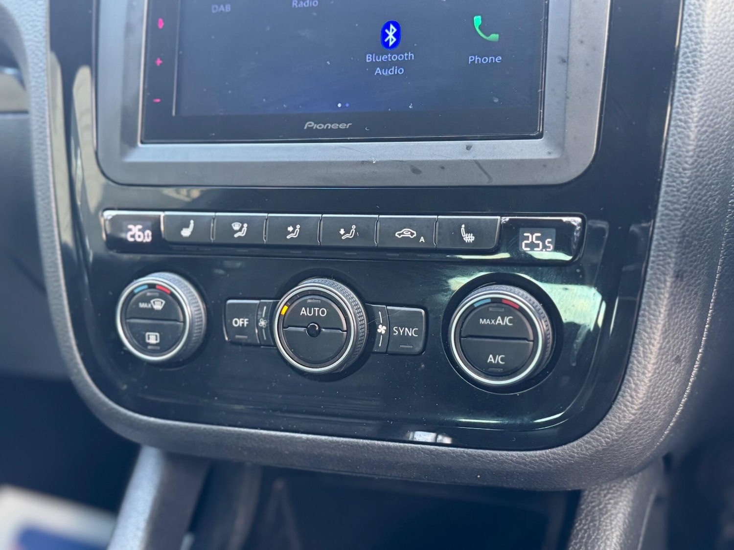 Used Volkswagen Scirocco 2014 for sale - 77238126: Photo 19