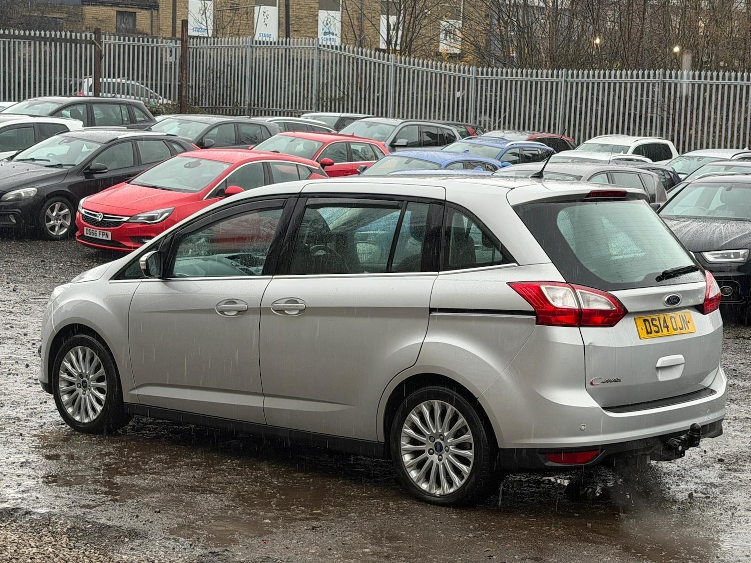 Used Ford Grand C-Max 2014 for sale - 76952486: Photo 13
