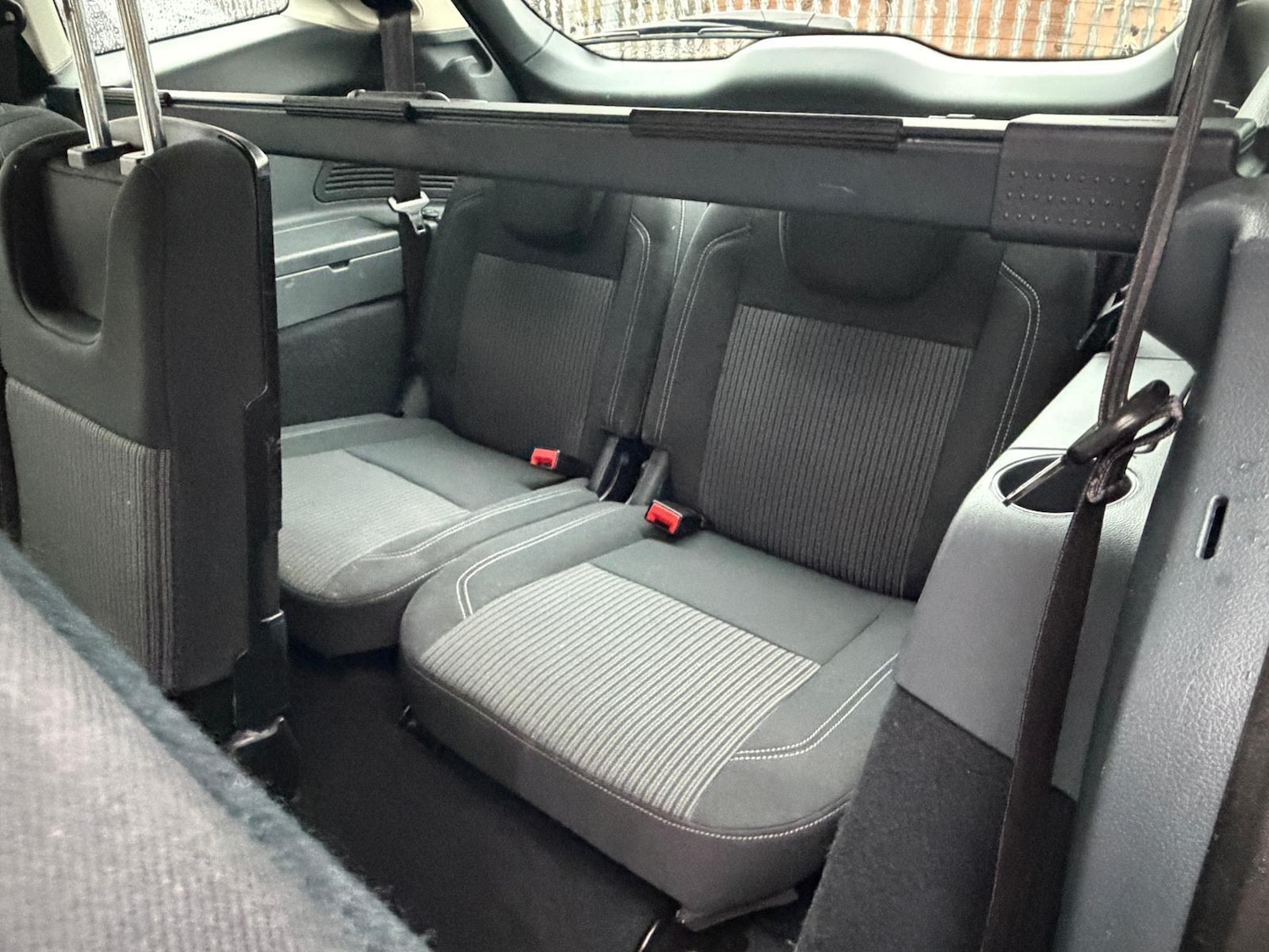 Used Ford Grand C-Max 2014 for sale - 76952486: Photo 17