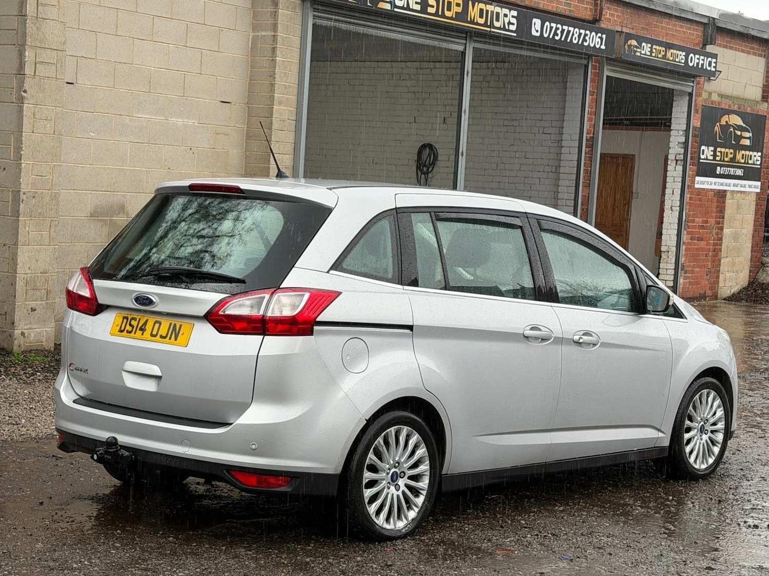 Used Ford Grand C-Max 2014 for sale - 76952486: Photo 26