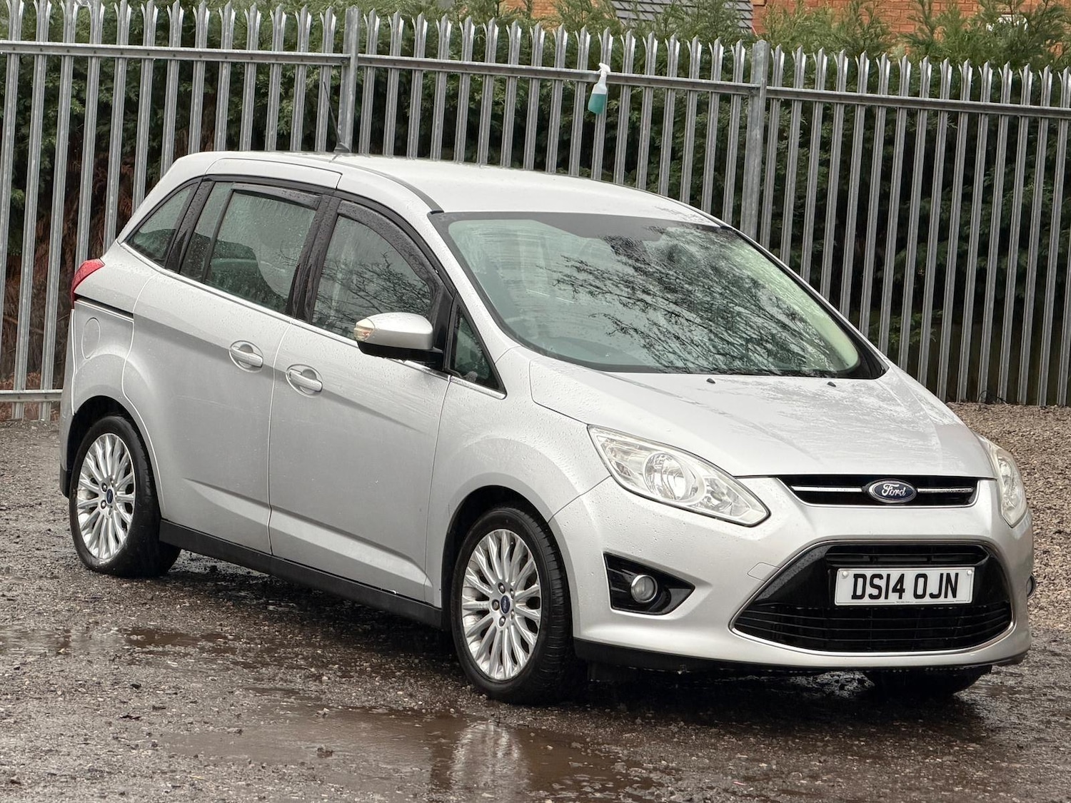 Used Ford Grand C-Max 2014 for sale - 76952486: Photo 28