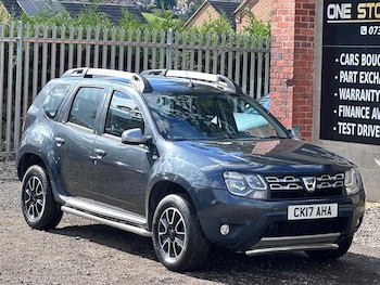 Used Dacia Duster 2017 for sale - 76042889: Photo