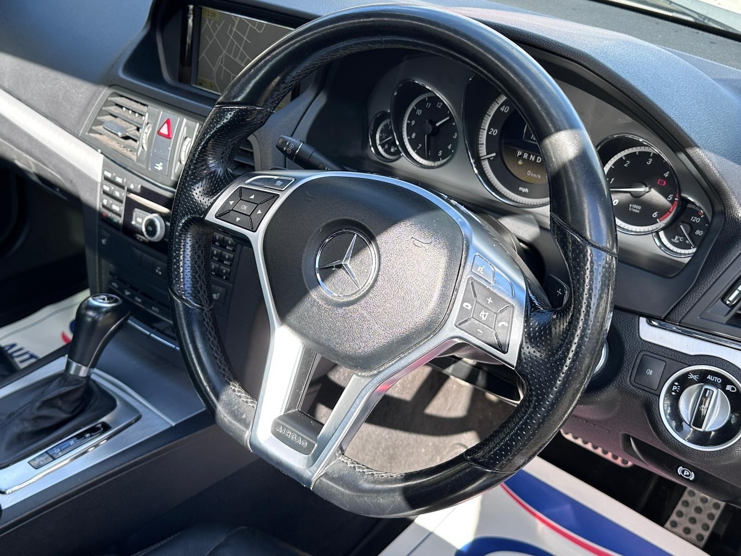 Used Mercedes-Benz E Class 2012 for sale - 76584585: Photo 16