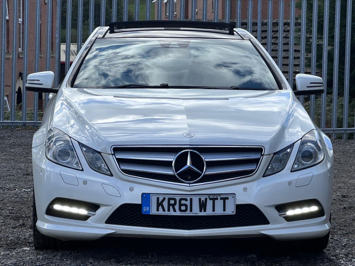 Used Mercedes-Benz E Class 2012 for sale - 76584585: Photo 22