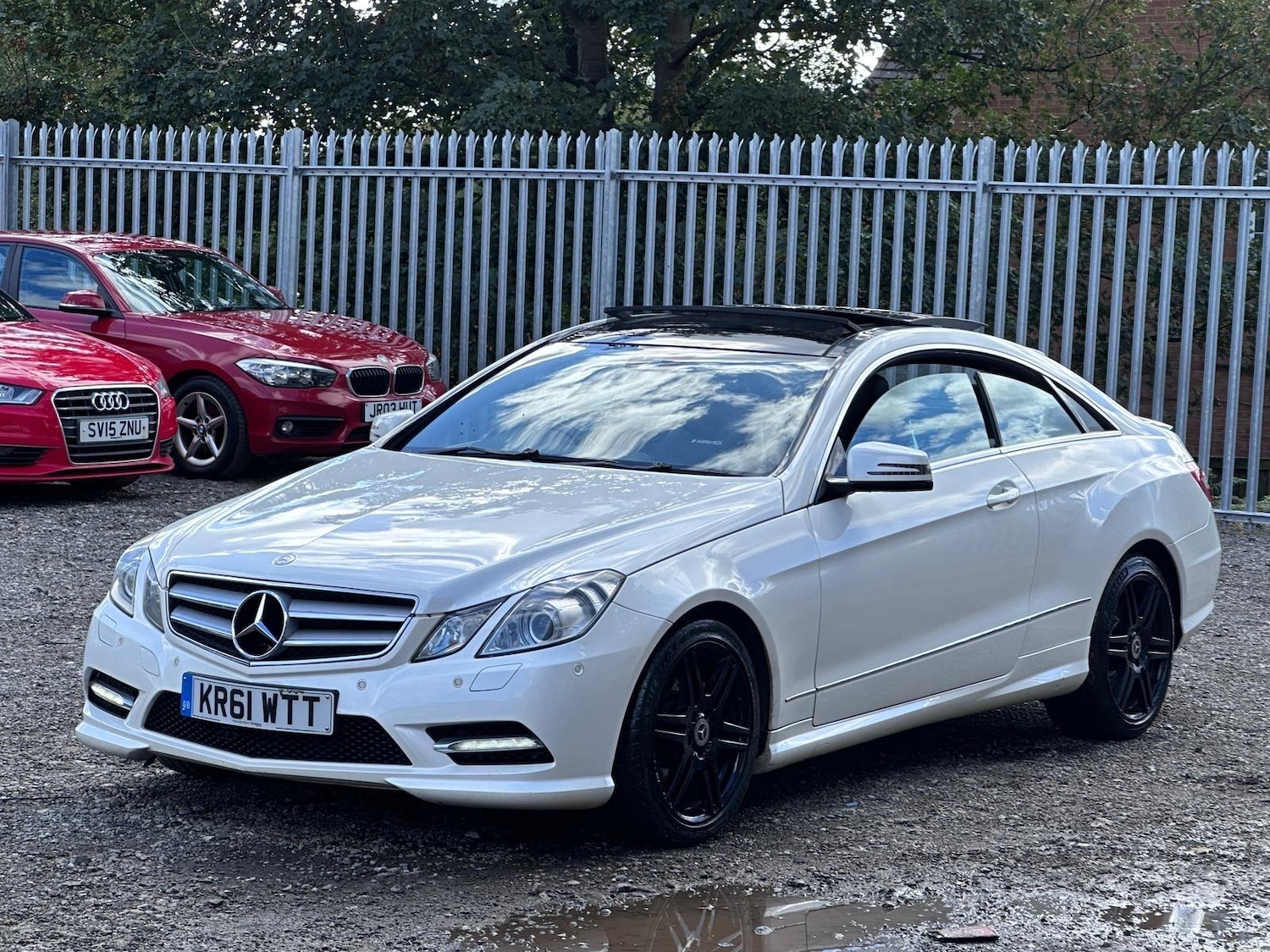 Used Mercedes-Benz E Class 2012 for sale - 76584585: Photo 3