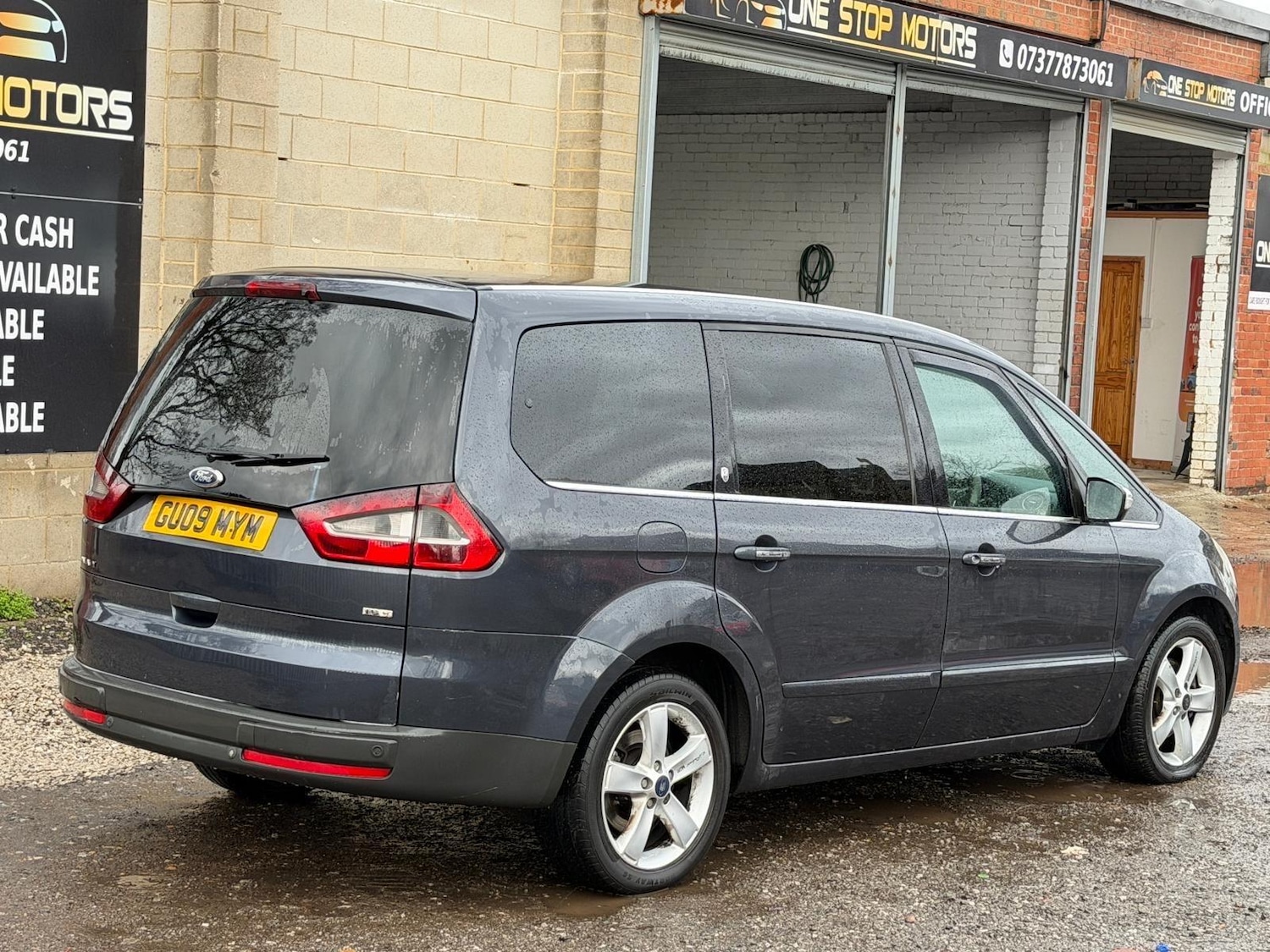Used Ford Galaxy 2009 for sale - 76887355: Photo 23