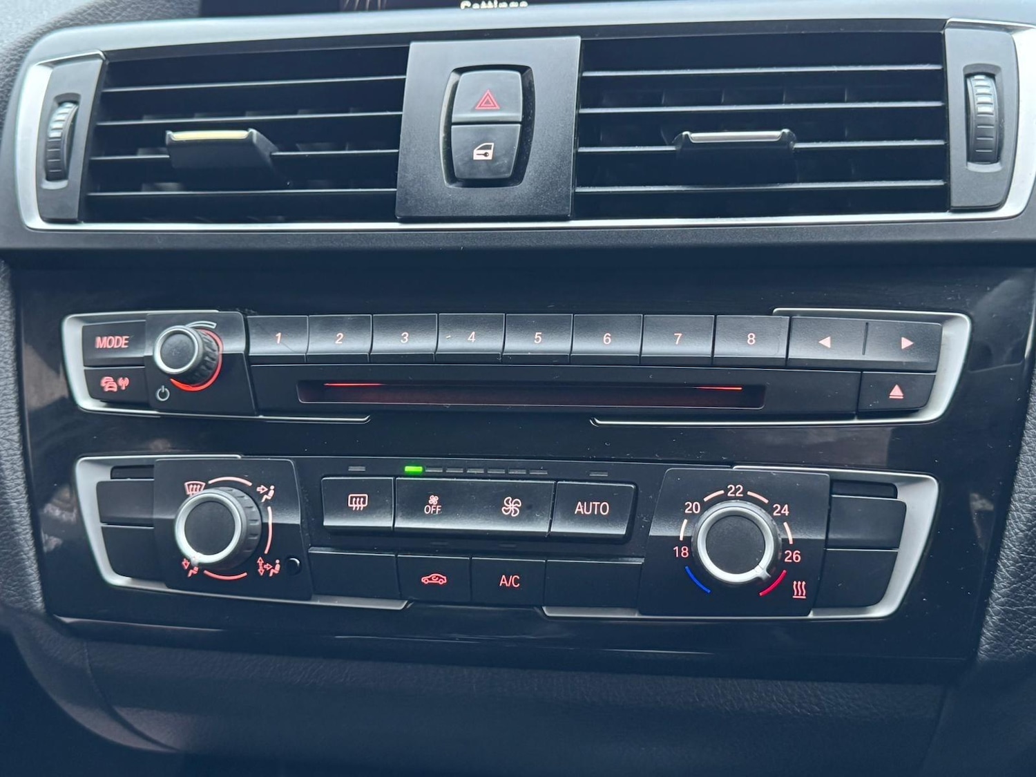 Used BMW 1 Series 2015 for sale - 77253661: Photo 24