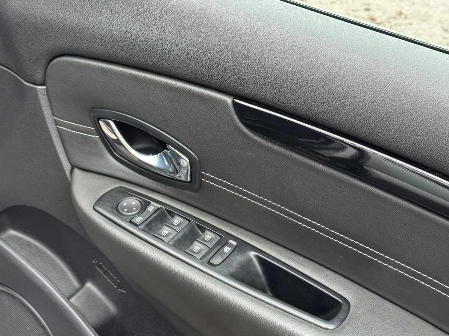 Used Renault Scenic 2015 for sale - 77387513: Photo 10