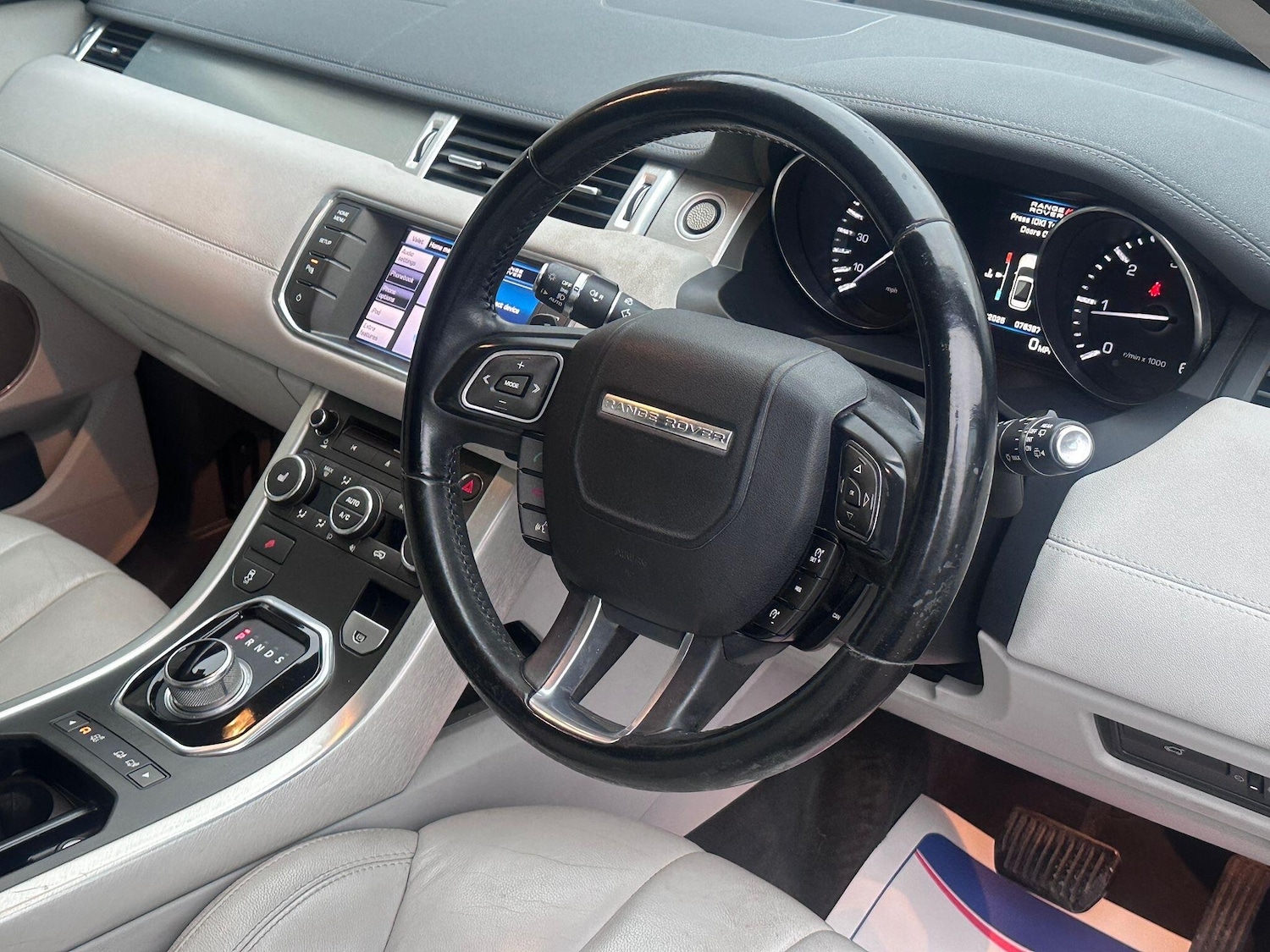 Used Land Rover Range Rover Evoque 2012 for sale - 76607603: Photo 14