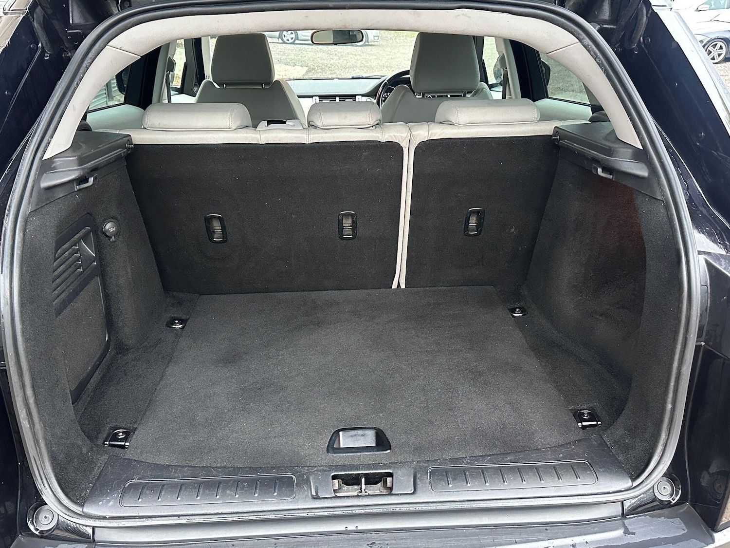 Used Land Rover Range Rover Evoque 2012 for sale - 76607603: Photo 8