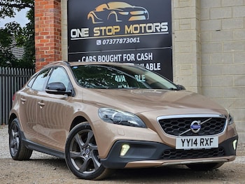 Used Volvo V40 2014 for sale - 79304221: Photo