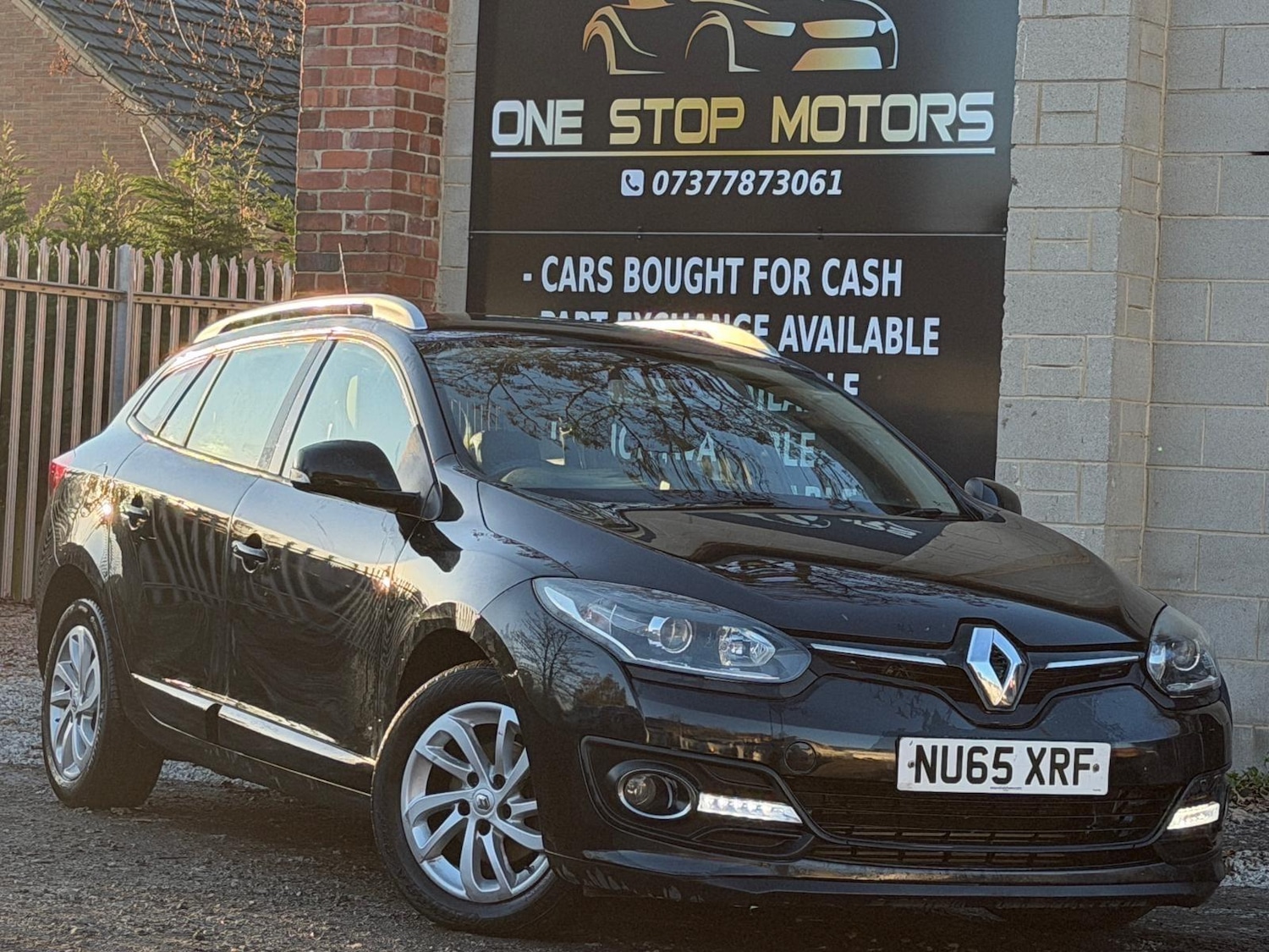 Used Renault Megane 2015 for sale - 76646121: Photo 1