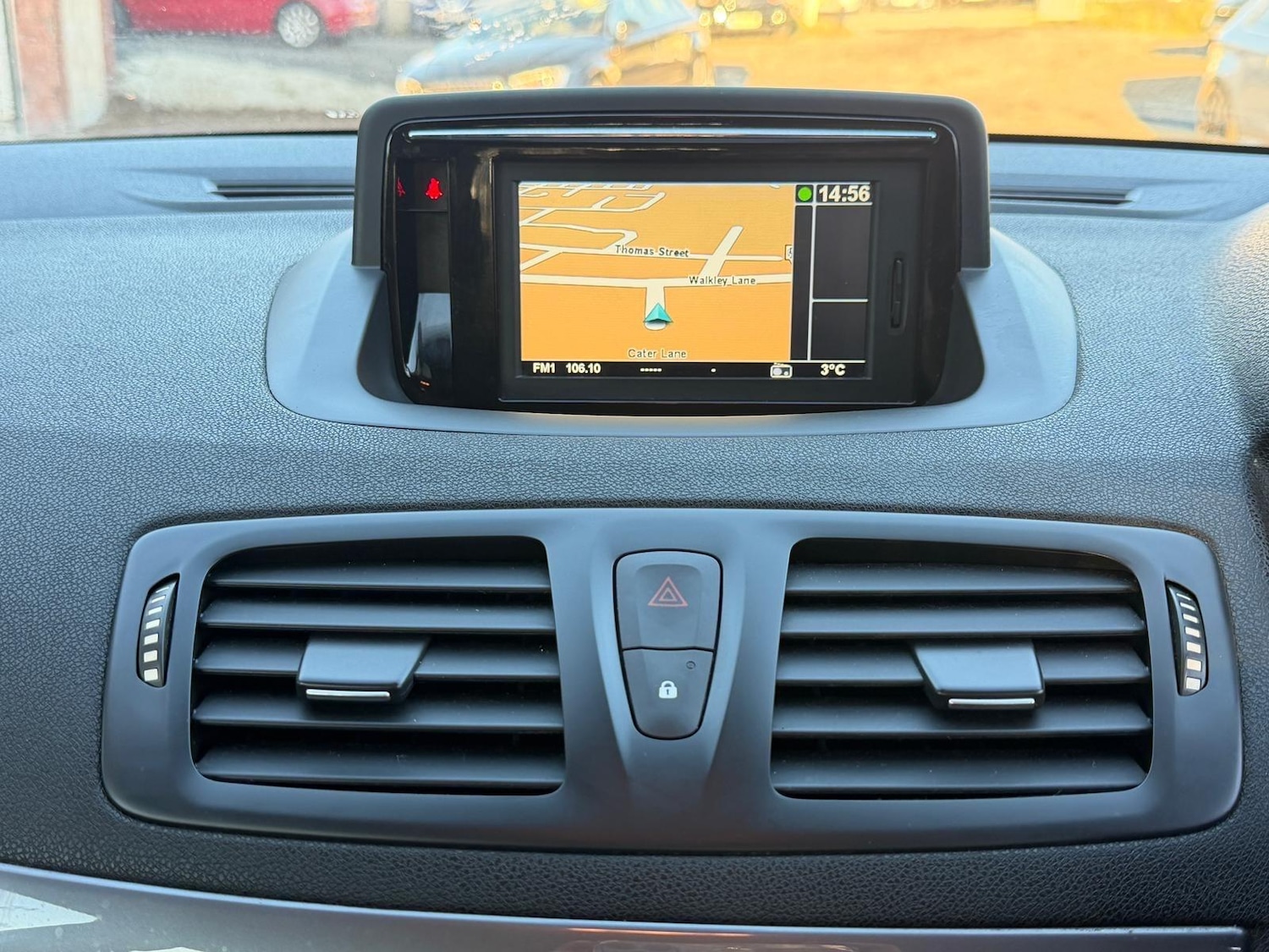 Used Renault Megane 2015 for sale - 76646121: Photo 10