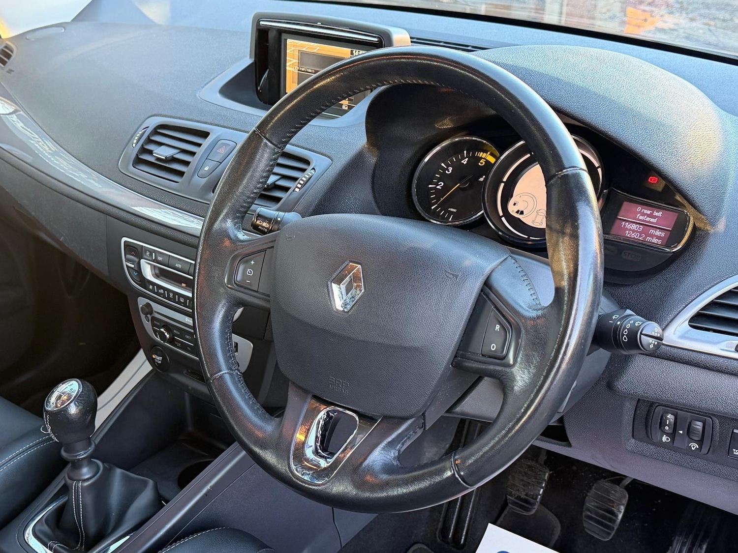 Used Renault Megane 2015 for sale - 76646121: Photo 11