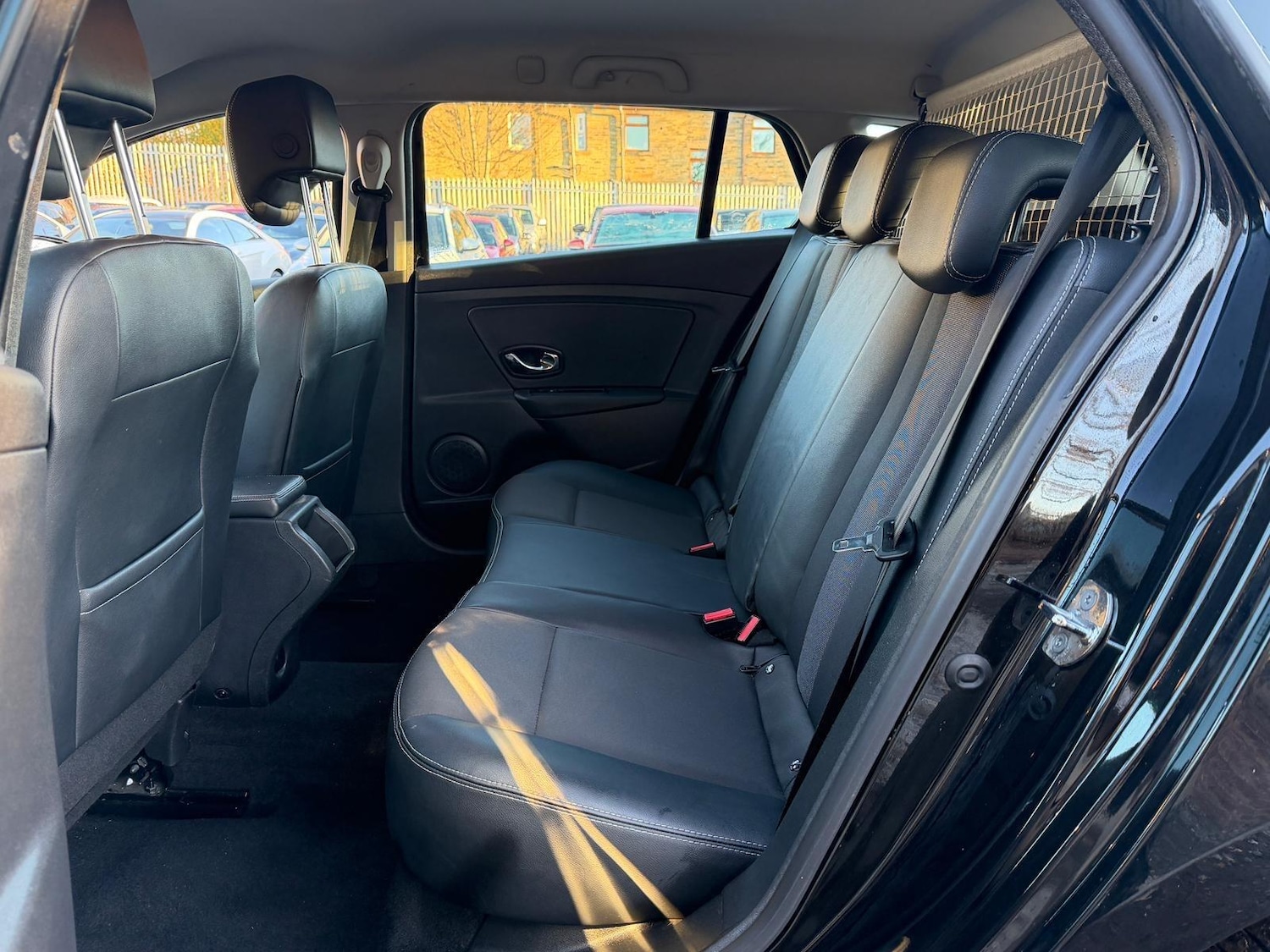 Used Renault Megane 2015 for sale - 76646121: Photo 21