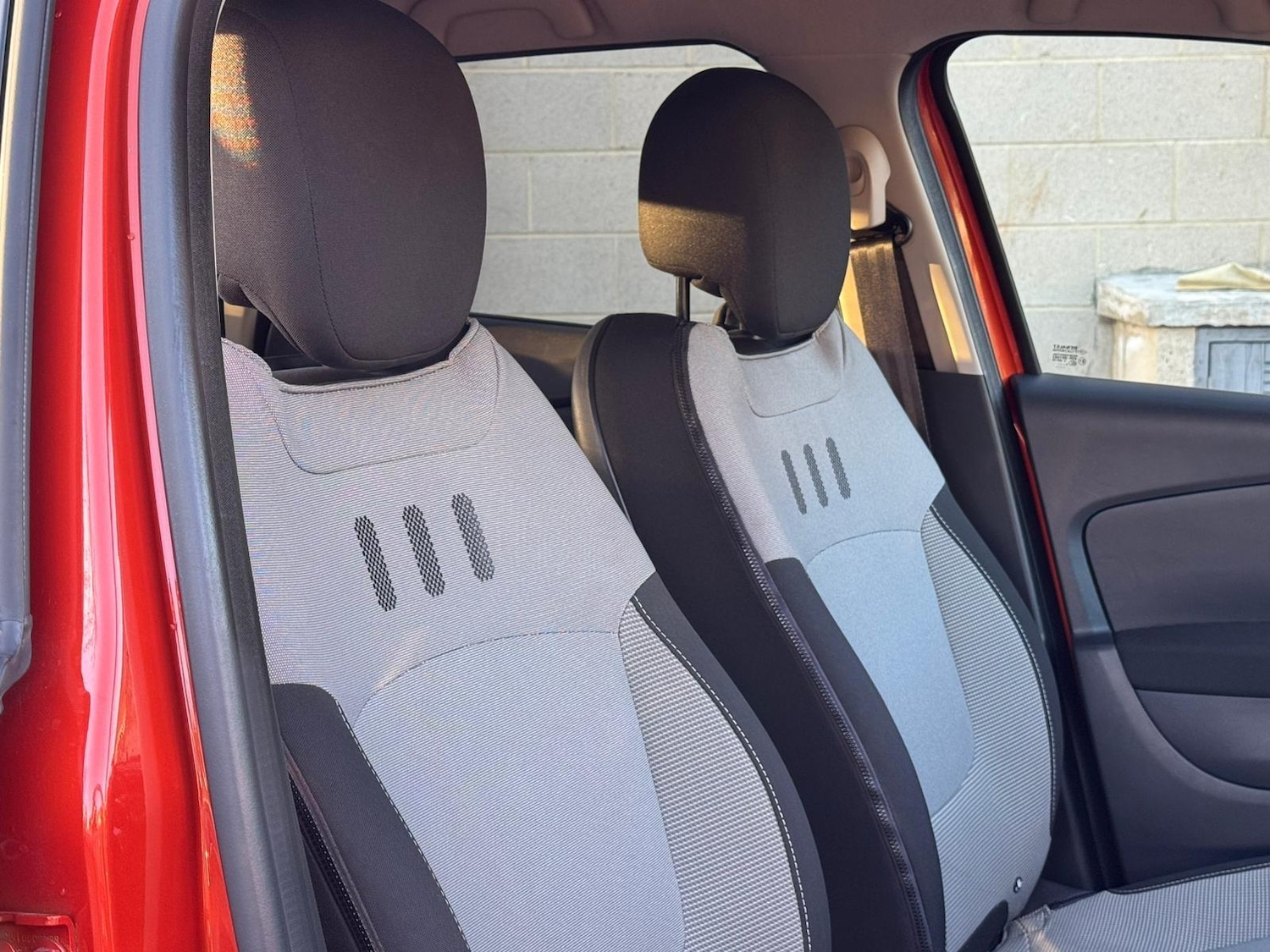 Used Renault Captur 2014 for sale - 77131063: Photo 16