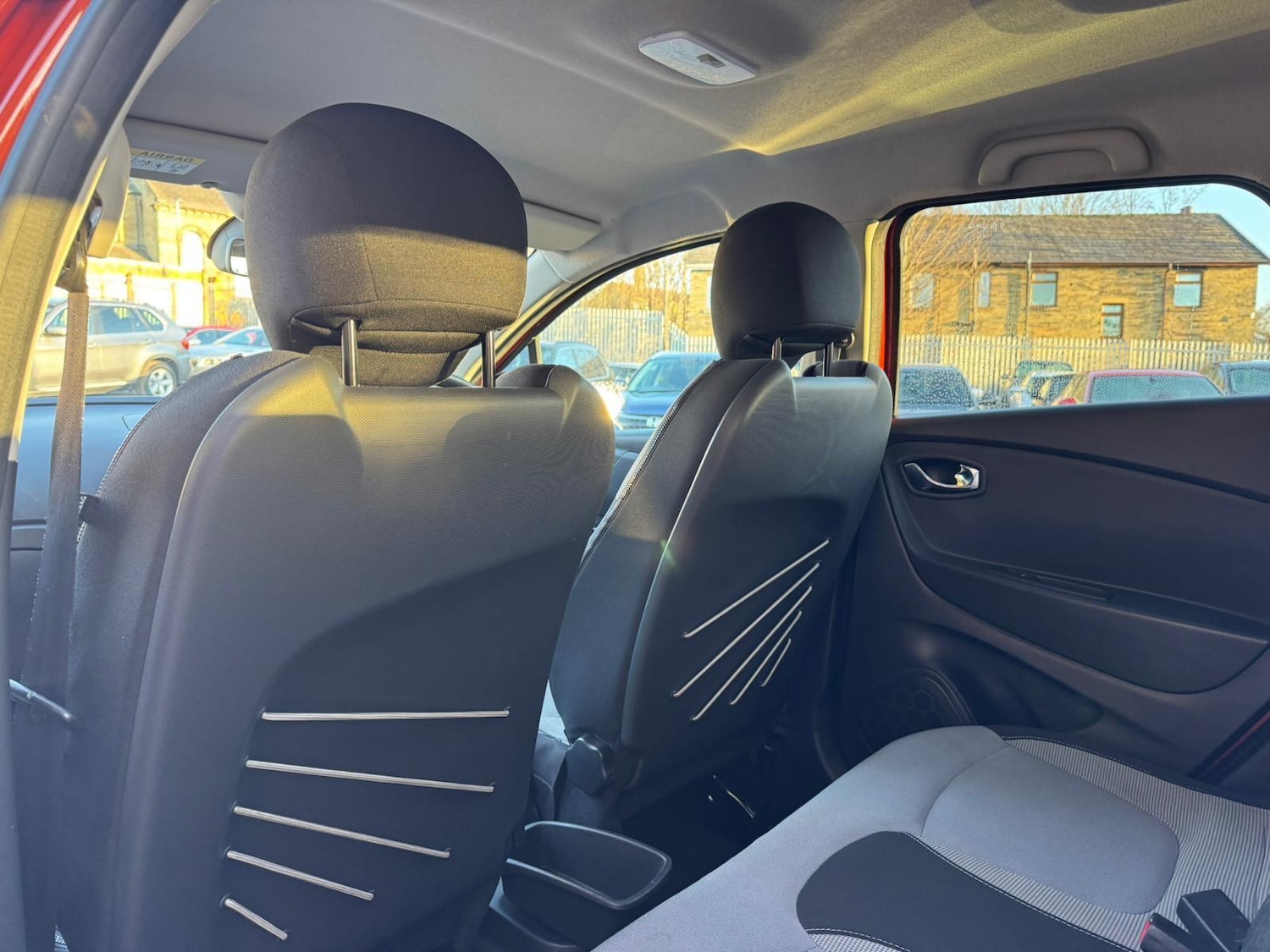 Used Renault Captur 2014 for sale - 77131063: Photo 19