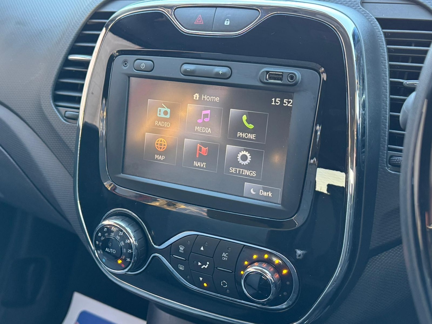 Used Renault Captur 2014 for sale - 77131063: Photo 21