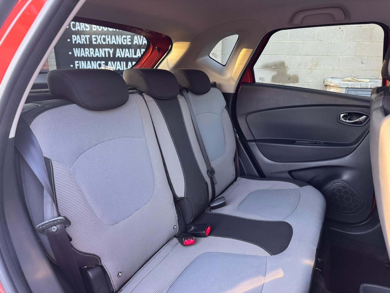 Used Renault Captur 2014 for sale - 77131063: Photo 7