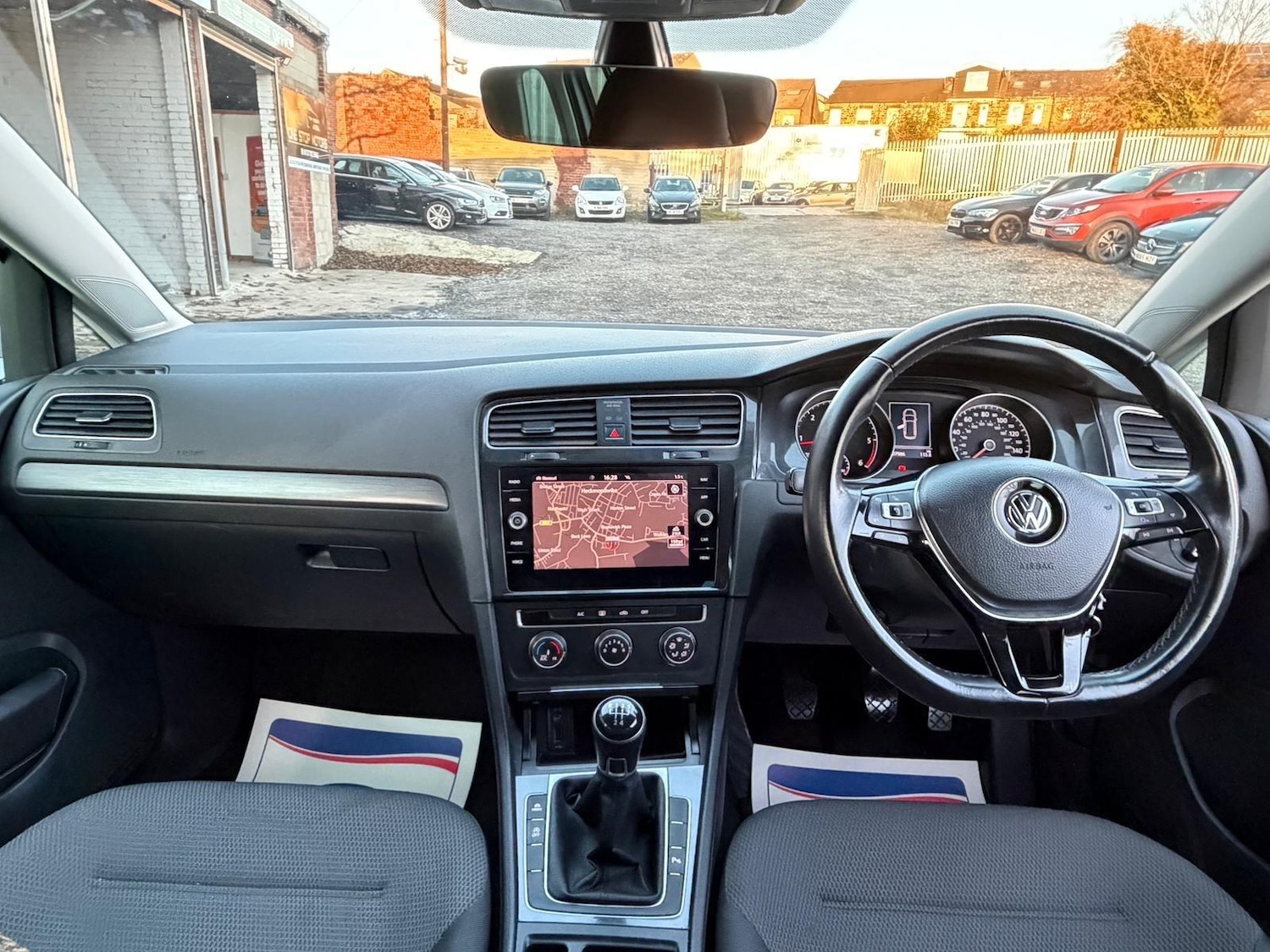 Used Volkswagen Golf 2017 for sale - 76633488: Photo 14