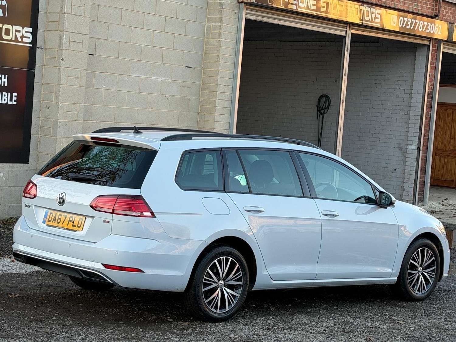 Used Volkswagen Golf 2017 for sale - 76633488: Photo 23