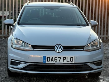 Used Volkswagen Golf 2017 for sale - 76633488: Photo