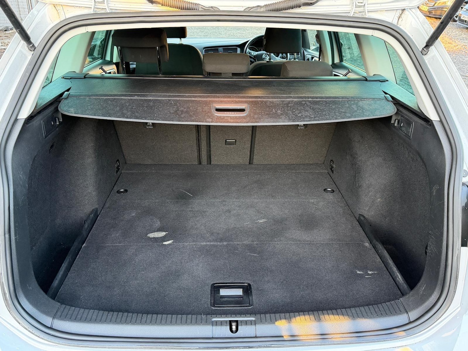 Used Volkswagen Golf 2017 for sale - 76633488: Photo 8