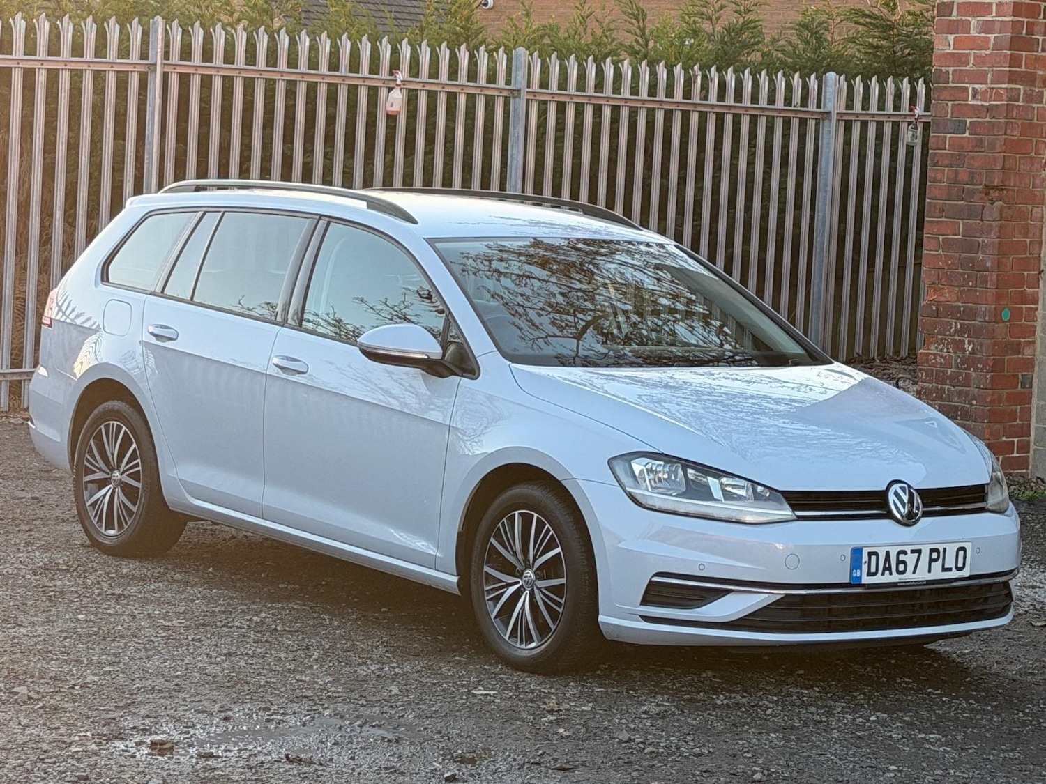 Used Volkswagen Golf 2017 for sale - 76633488: Photo 9