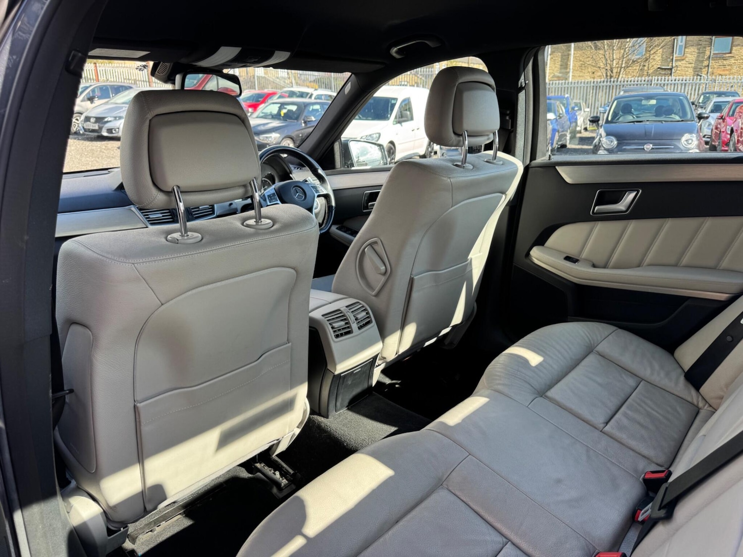 Used Mercedes-Benz E Class 2012 for sale - 78086065: Photo 15