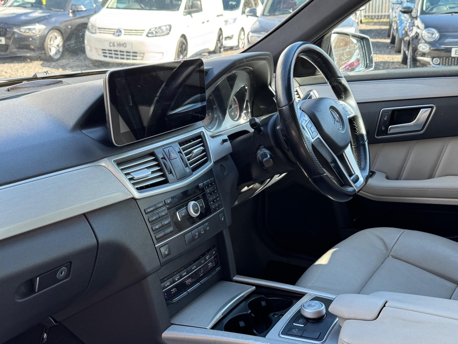 Used Mercedes-Benz E Class 2012 for sale - 78086065: Photo 18