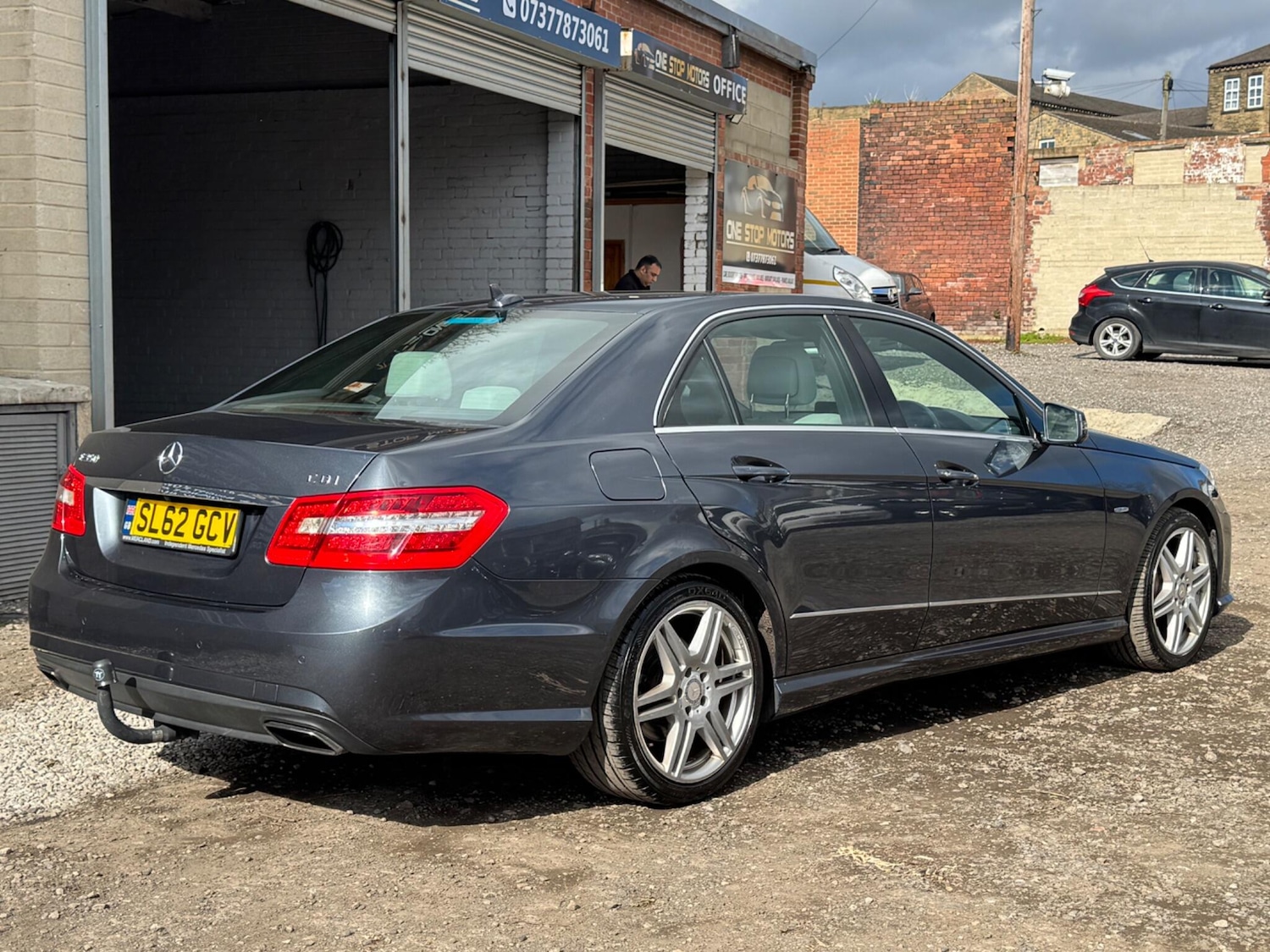 Used Mercedes-Benz E Class 2012 for sale - 78086065: Photo 23