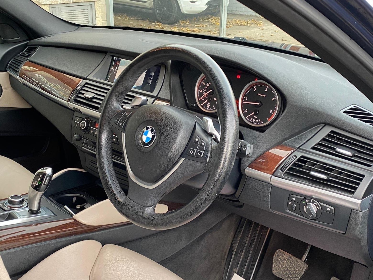 Used BMW X6 2010 for sale - 76457468: Photo 23