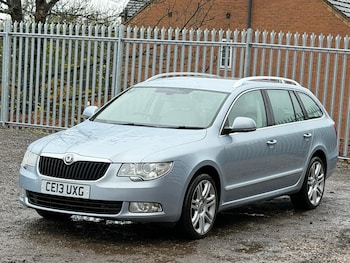 Used Skoda Superb 2013 for sale - 76592163: Photo