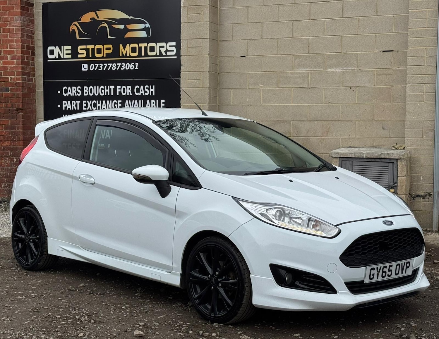 Used Ford Fiesta 2015 for sale - 77695989: Photo 12