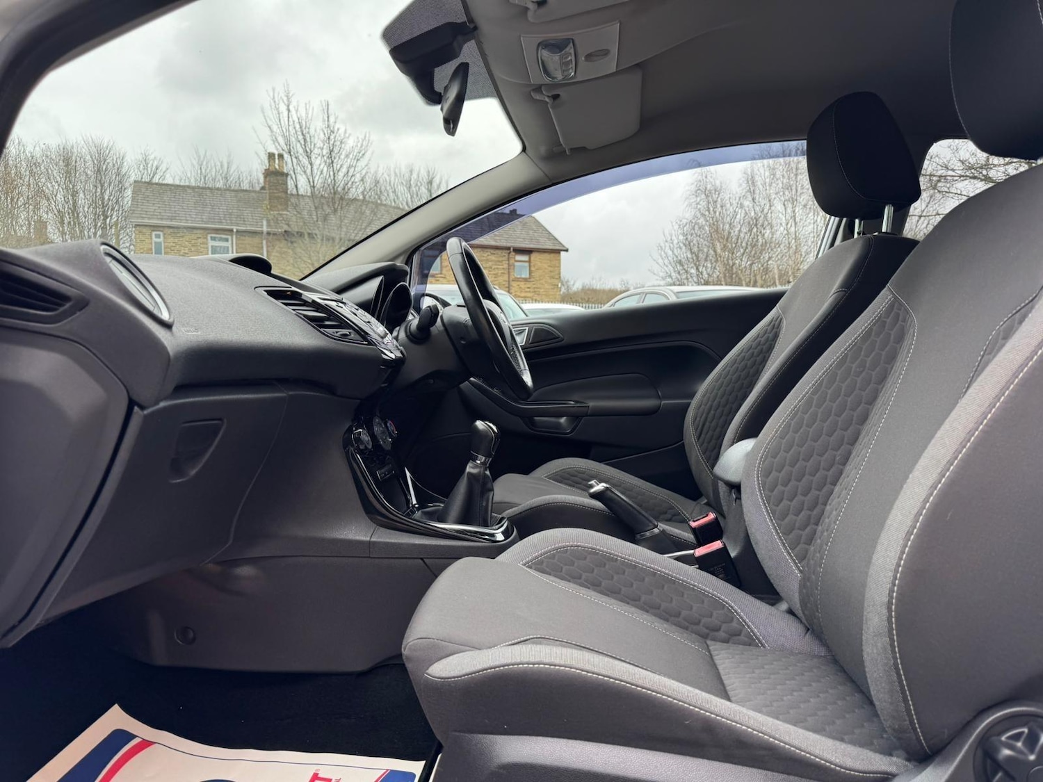 Used Ford Fiesta 2015 for sale - 77695989: Photo 21