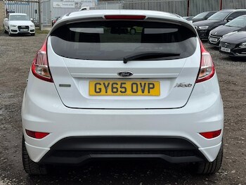 Used Ford Fiesta 2015 for sale - 77695989: Photo
