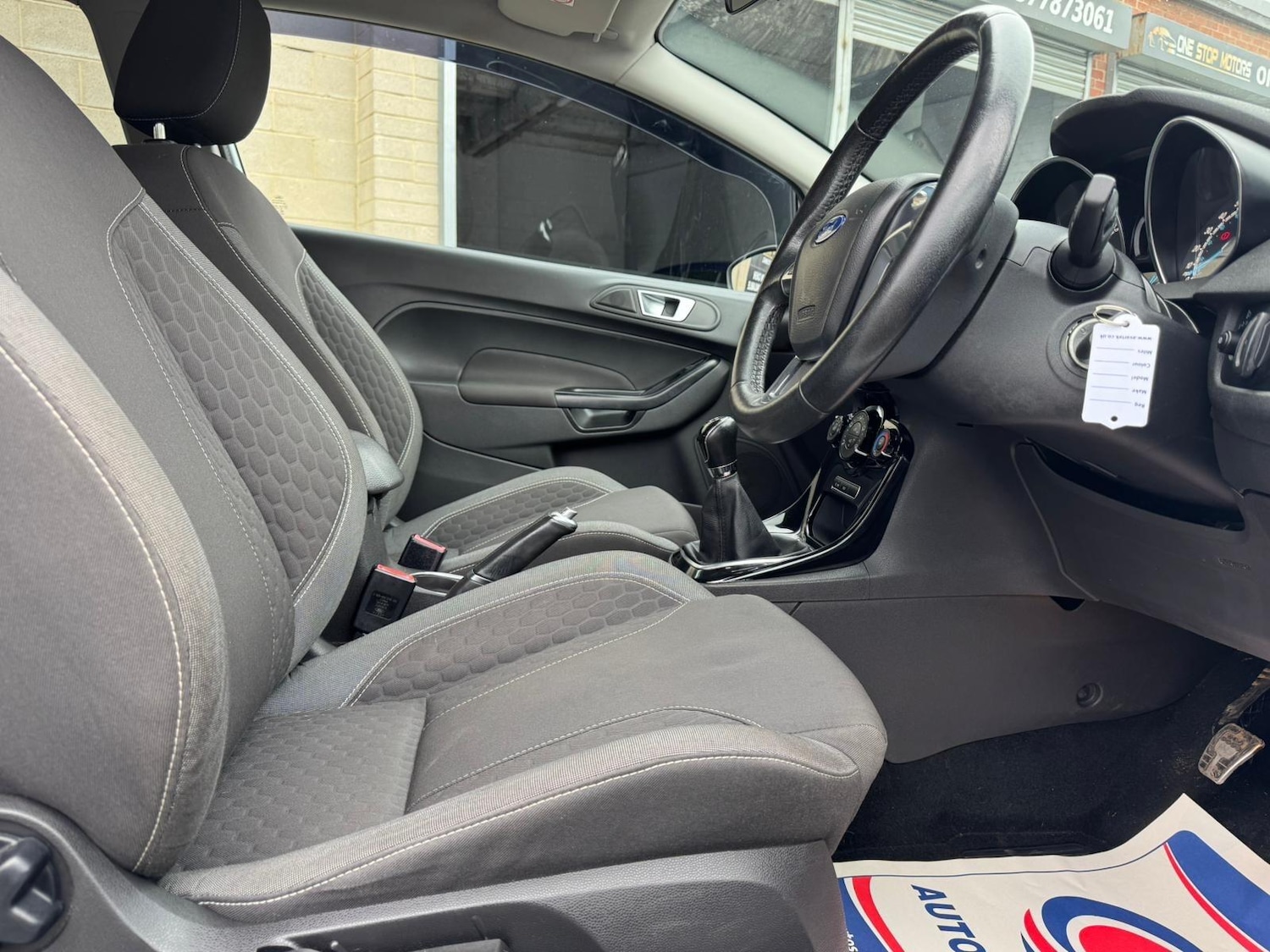 Used Ford Fiesta 2015 for sale - 77695989: Photo 6