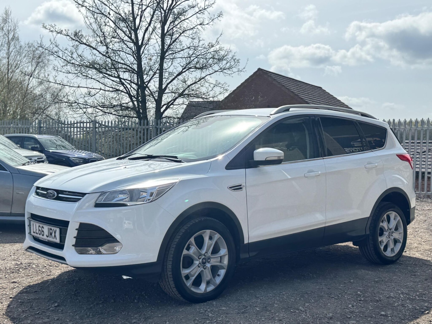 Used Ford Kuga 2016 for sale - 78204780: Photo 3