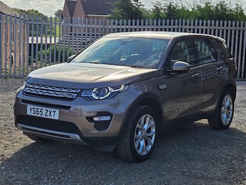 Used Land Rover Discovery Sport 2016 for sale - 79859684: Photo