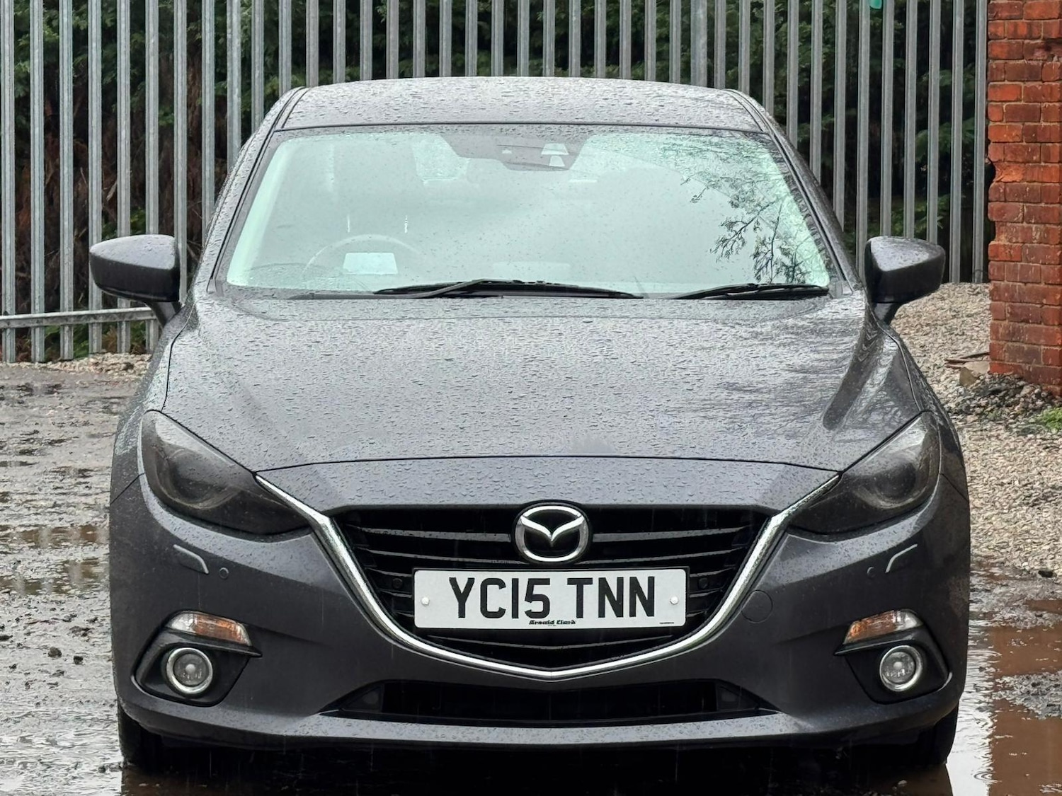 Used Mazda Mazda3 2015 for sale - 77467916: Photo 2
