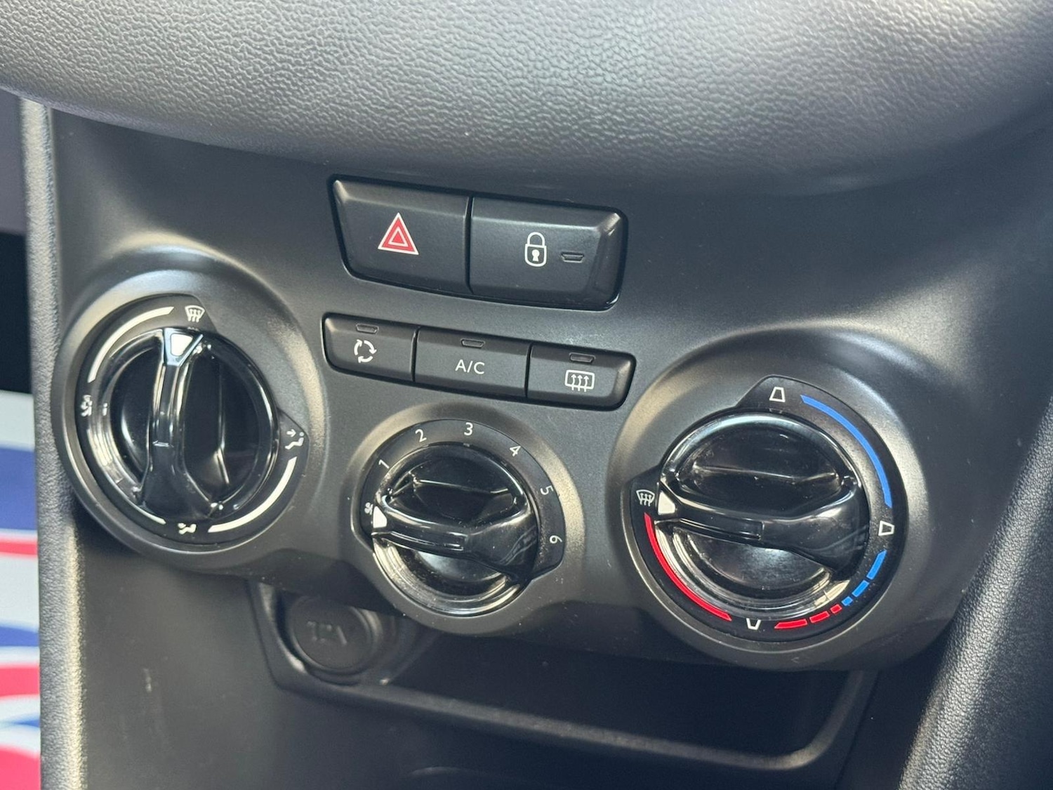 Used Peugeot 208 for sale - 77670998: Photo 23