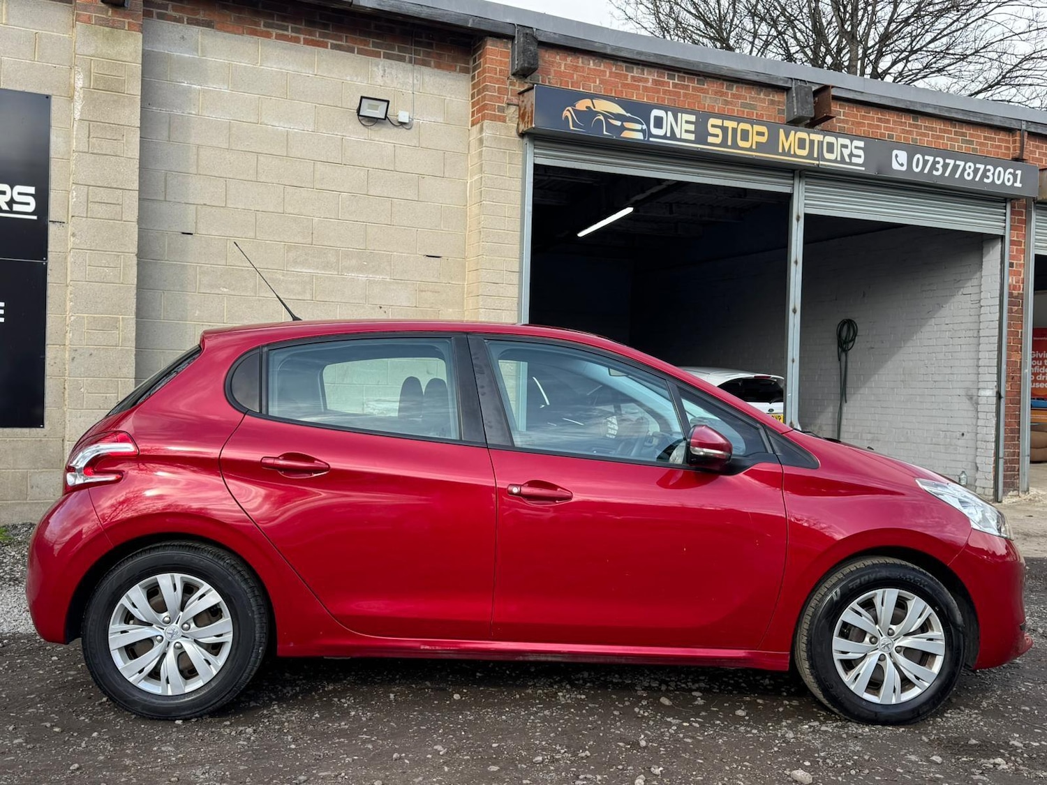Used Peugeot 208 for sale - 77670998: Photo 5