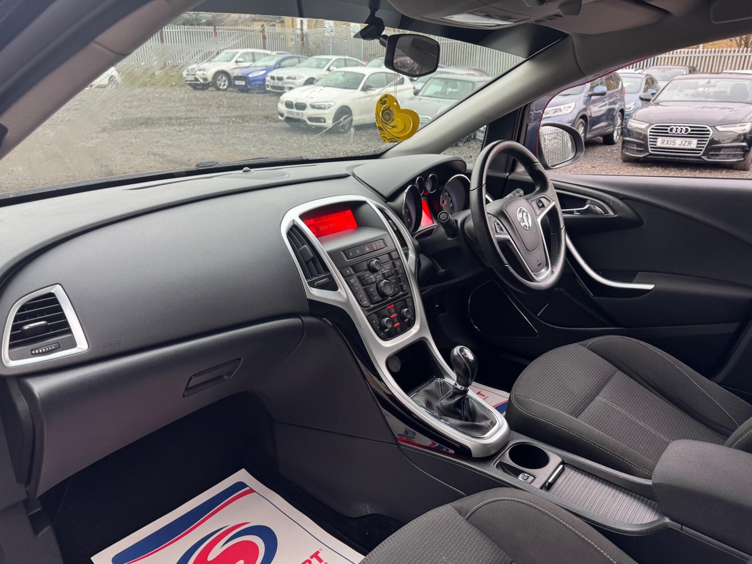 Used Vauxhall Astra 2011 for sale - 77119801: Photo 15