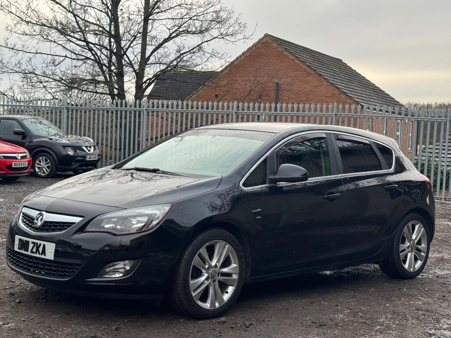 Used Vauxhall Astra 2011 for sale - 77119801: Photo 3